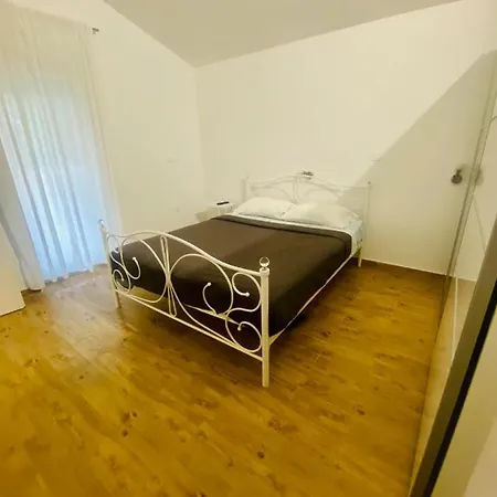 Eden * Šišan